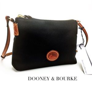 NWT Dooney & Bourke Black Crossbody Pouchette